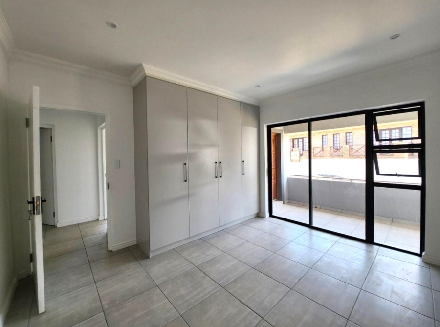 5 Bedroom Property for Sale in Wavecrest Eastern Cape